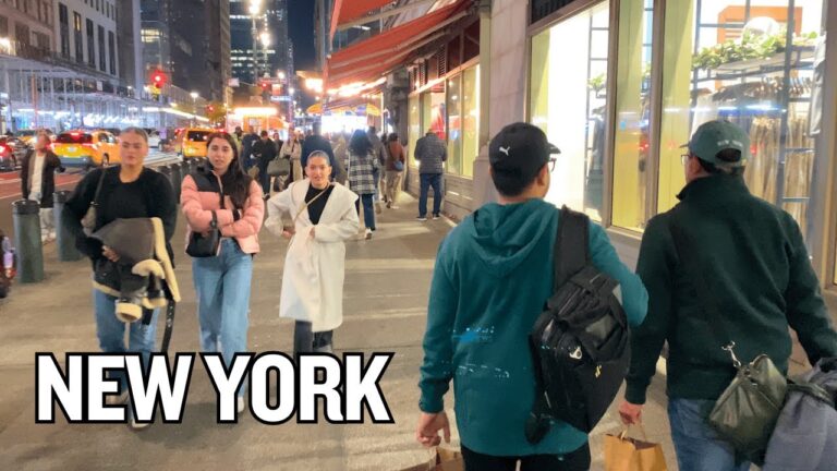 4K New York City – Bryant Park 🎄 and Grand Central Station! Manhattan at NIGHT!